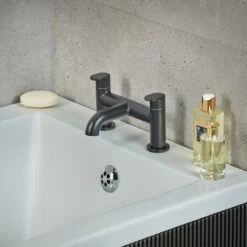 Hansgrohe Vernis Blend Bathroom Bath Mixer Tap Twin Lever Modern Curved Black -Bathroom Faucet Store 48218327 3